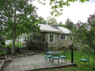 18 Lake St, Enfield, NH 03748