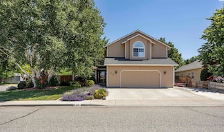 608 N Oklahoma Place, Kennewick, WA 99336