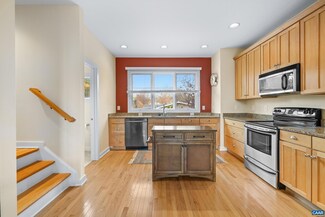 1013 Linden Ave Unit B, Charlottesville, VA 22902