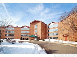 1021 1021 Sibley Memorial Hwy, Lilydale, MN 55118