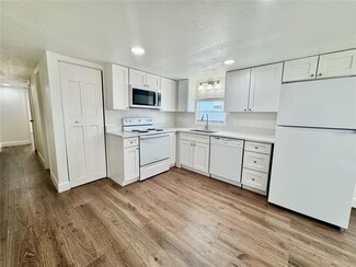 108 Laureti Ln, Lake Wales, FL 33898