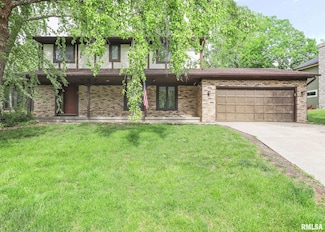 3 Wildwood Trail, Bettendorf, IA 52722