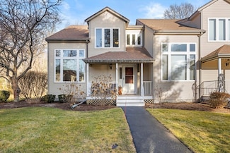 84 Willow Pond Dr, Rockland, MA 02370