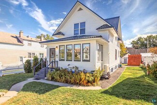 24 E Conan St, Ely, MN 55731