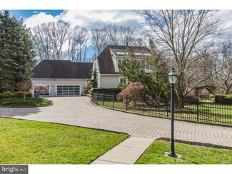 181 Plainsboro Rd, Cranbury, NJ 08512