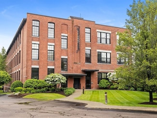 685 Social St Unit 114, Woonsocket, RI 02895
