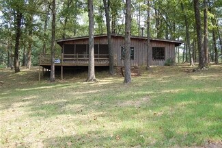 181 J T Erwin Ln, New Concord, KY 42076