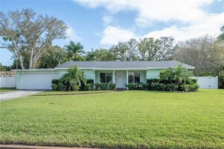 2240 Cortez Ave, Vero Beach, FL 32960