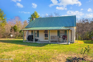 15649 Lantana Rd, Crossville, TN 38572
