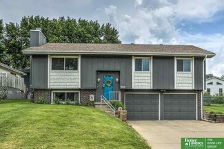 6109 S 151st Ave, Omaha, NE 68137