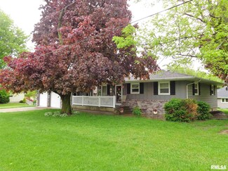 702 E Monroe St, Metamora, IL 61548