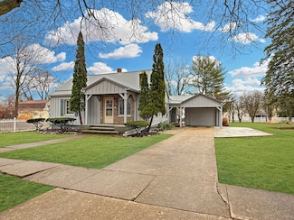 309 S Linn St, Shannon, IL 61078