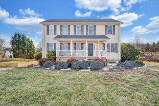 575 Brookfield Ln, Roanoke, VA 24012