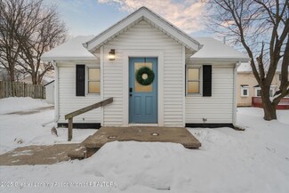 5375 Okemos Rd, East Lansing, MI 48823