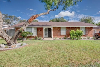 1038 Herndon St, Corpus Christi, TX 78411