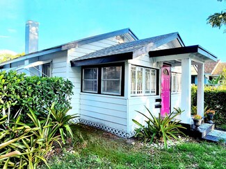 216 S L St, Lake Worth, FL 33460