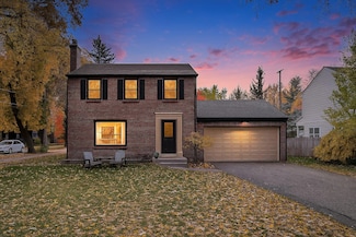 2324 Estelle Dr SE, Grand Rapids, MI 49506