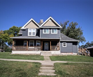 201 4th St, Minden, IA 51553