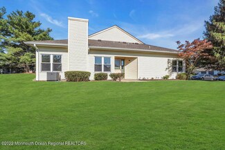 61 Aspen Ave, Englishtown, NJ 07726