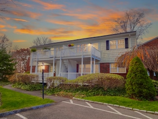 245 Unquowa Rd Unit 34, Fairfield, CT 06824