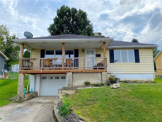 724 Broad St, Mount Pleasant, PA 15666