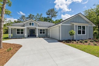 96050 Captains Pointe Rd, Yulee, FL 32097