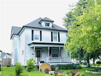 403 S 2nd Ave, Hoopeston, IL 60942