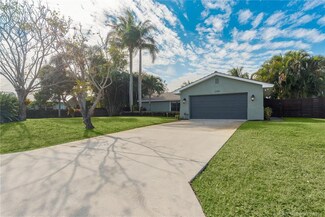 2488 NW South Manor Ave, Stuart, FL 34994