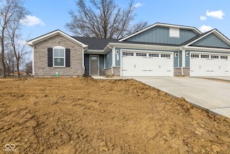 140 Mission Terrace Dr, Whiteland, IN 46184
