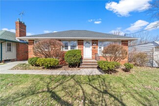 19118 Parkmount Ave, Cleveland, OH 44135