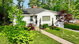 104 Pine St, Seneca, SC 29678