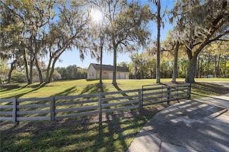 5320 NW 144th Place, Reddick, FL 32686