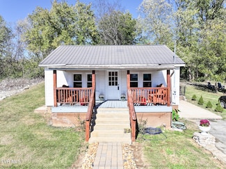 413 E Bernard Ave, Greeneville, TN 37745