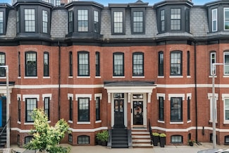 795 E 4th St, Boston, MA 02127