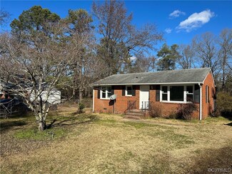 4135 Henshaw Dr, Petersburg, VA 23803