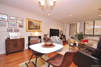 1374 Midland Ave Unit 101, Bronxville, NY 10708