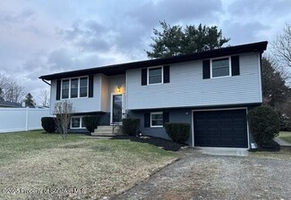 3907 Wylam Ave, Moosic, PA 18507