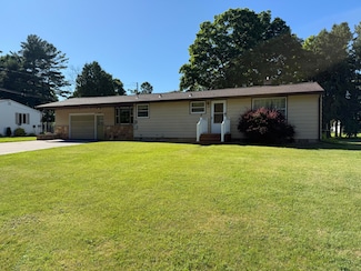 945 Steiner Dr, Mishicot, WI 54228