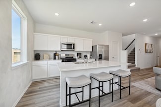 931 Moon Drop Ln, Houston, TX 77090