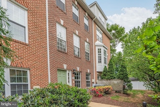 2354 Langston Blvd, Arlington, VA 22201