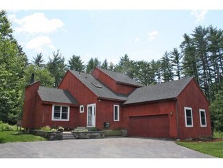 13 Flint Meadow Dr, Brookline, NH 03033