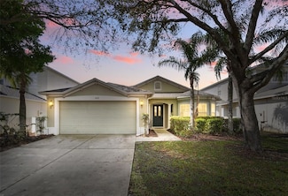 629 Henley Cir, Davenport, FL 33896