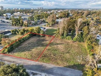 1011 Atlantic St, Atlantic Beach, SC 29582