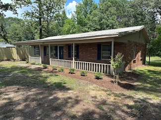 494 Pine Grove Rd, Cedarbluff, MS 39741