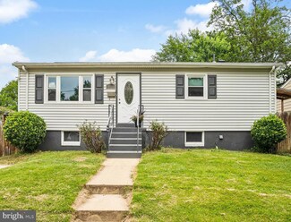 4910 Fox St, College Park, MD 20740