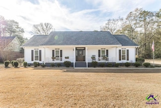 171 N Valhalla Dr, Cordele, GA 31015