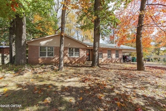 286 Russell Rd, Jackson, TN 38301