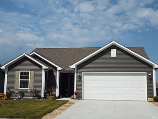 282 Rambling Rd, Greenfield, IN 46140