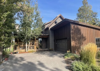 1404 Wilderness Club Dr, Eureka, MT 59917