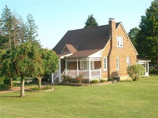 1301 1st St, Hiller, PA 15444